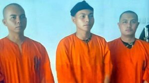 Penampakan-tiga-anggota-TNI-AL-y