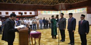 Mualem Resmi Lantik Tiga Kepala SKPA, Targetkan Kinerja Lebih Optimal
