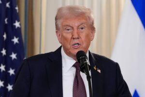 presiden-amerika-serikat-as-donald-trump-sinpoidap-1-08102025-131554